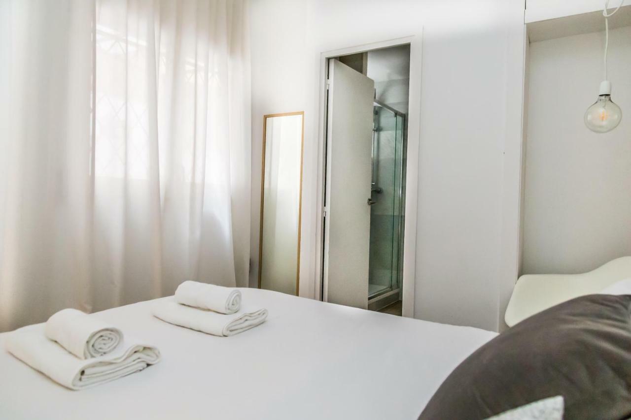 Apartamento En Gracia Barcellona Esterno foto